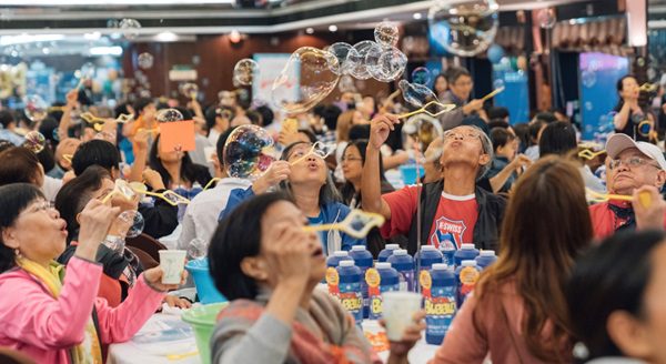 “A Breath of Hope” Bubble Cruise Carnival Raises Funds to Support Lung Cancer Patients